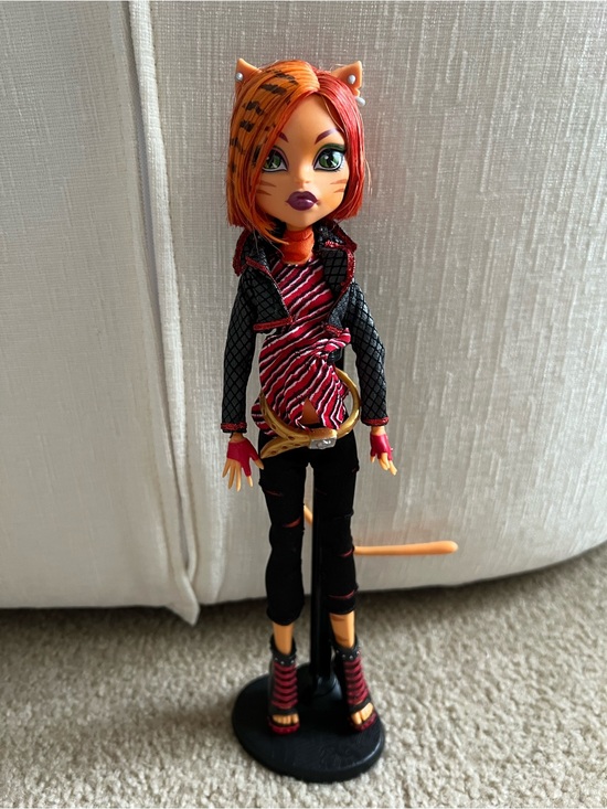 monster high Other - Monster High Toralei Stripe Doll